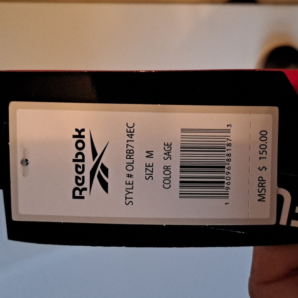 New sherpa Reebok jacket with hood/ color sage / with tags - Picture 5 of 9